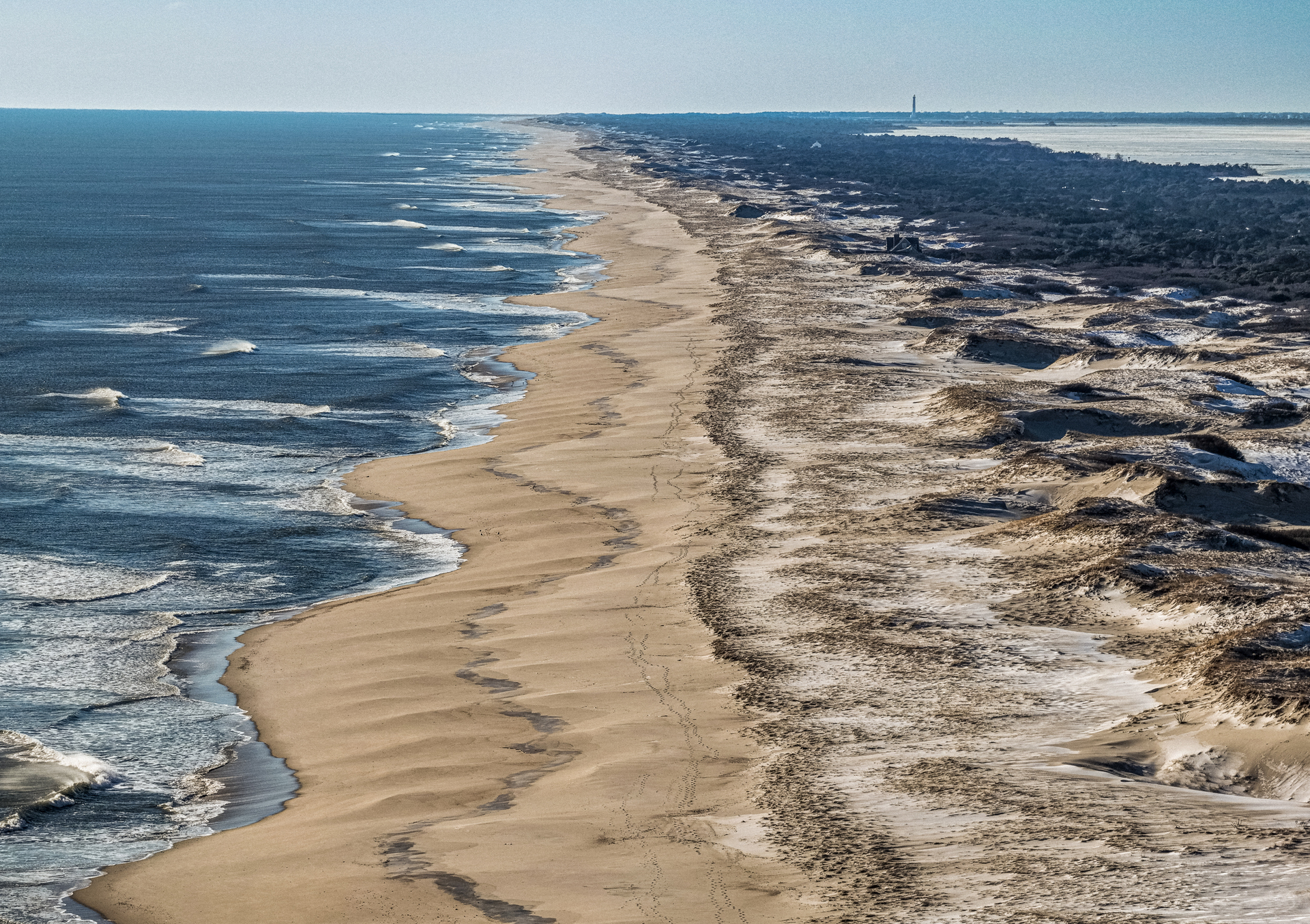 Tranquil Tides in Winter